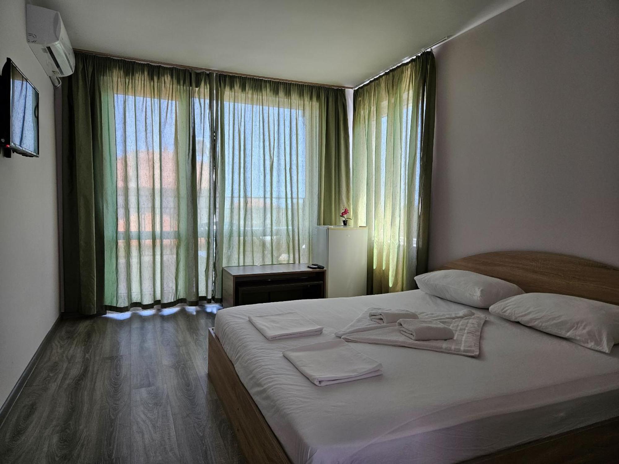 Hotel Family House Manolov Obzor Zewnętrze zdjęcie