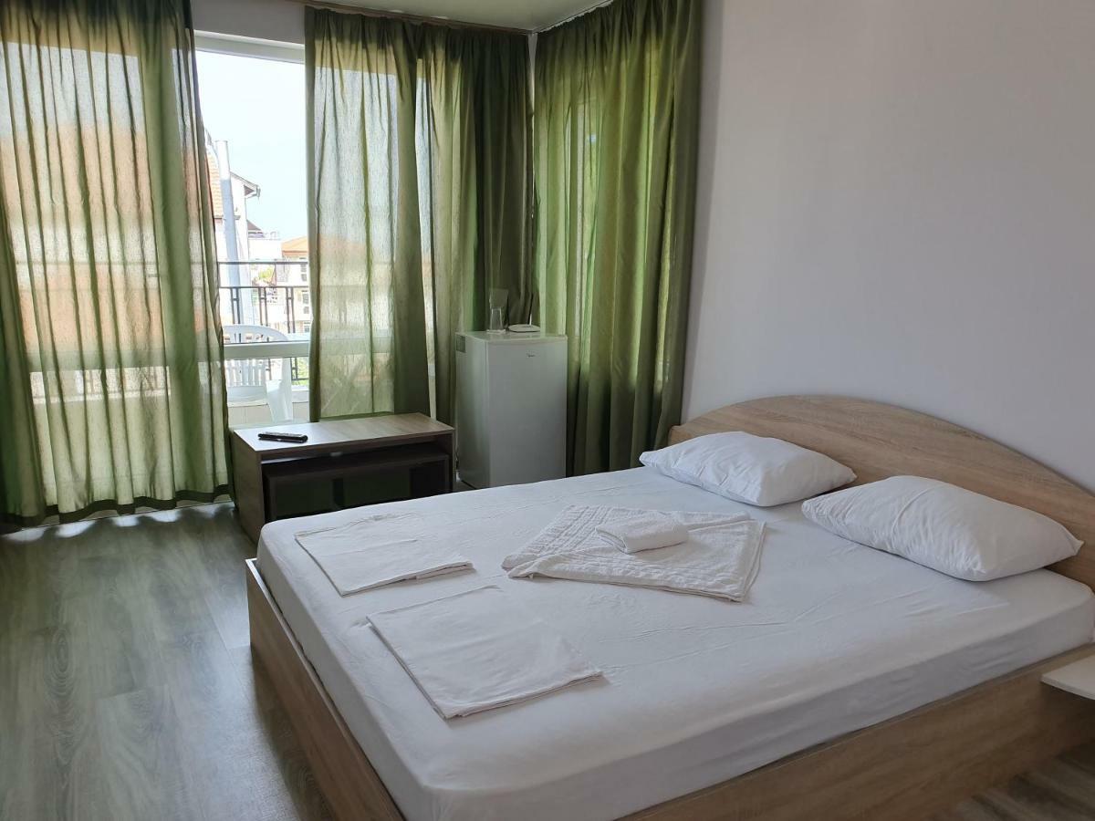 Hotel Family House Manolov Obzor Zewnętrze zdjęcie